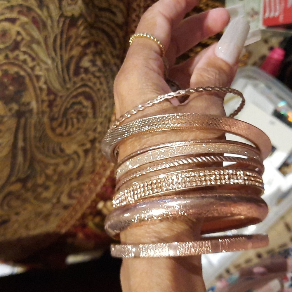 WOMEN'S PLUS SIZE Lot of 8 Rose Gold Bangles Bundle Brand New ASSORTMENT
